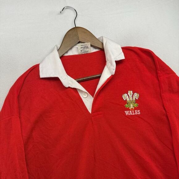 Vintage Wales Rugby Shirt Men's Large Red Embroidered Logo Soccer Futbol 90s - Picture 1 of 13